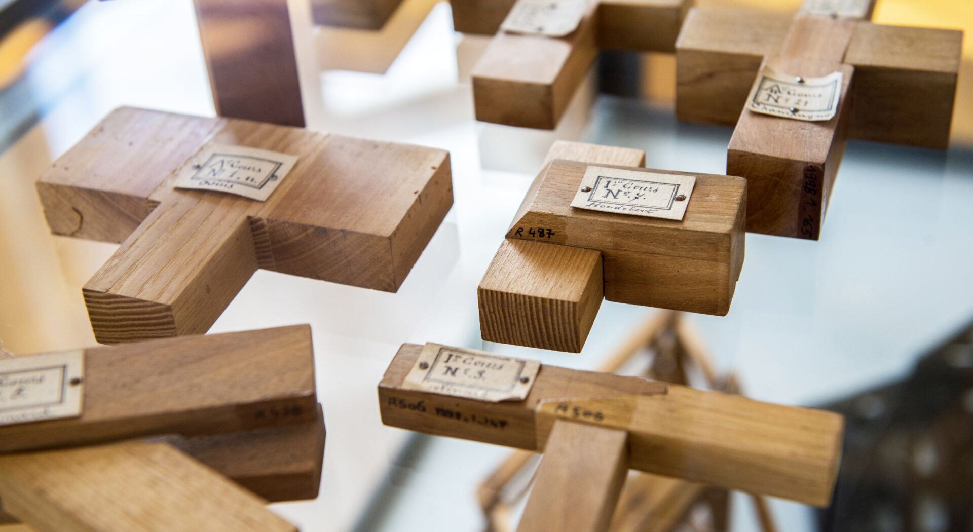 Exemples d'assemblage de bois de l'Ecole de trait.